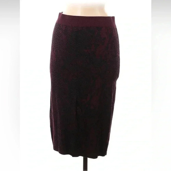 Express X Negin M. knit burgundy midi skirt w/ black snakeskin print M - Picture 1 of 5